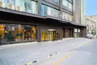 JI Hotel (Xinxiang Pangdonglai Life Plaza) Hoteller i 