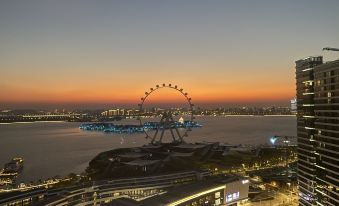 Clouds.Foresight Clouds Service Apartment (Suzhou Eye Ferris Wheel CenterJinji Lake Expo)