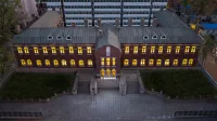 Royeah Hotel Hotels in Dalian