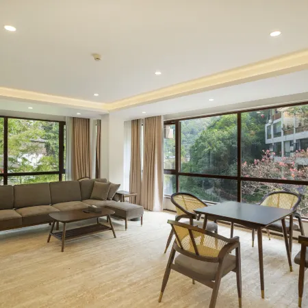 Longsheng Hot-spring Hotel