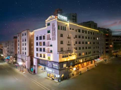 LEROY HOTEL