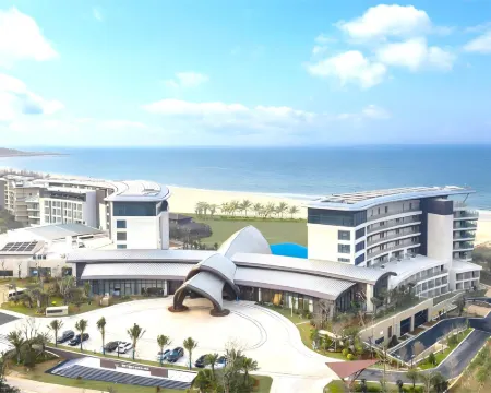 Hainan Universal QiziBay Beach Hotel Hotels in Changjiang