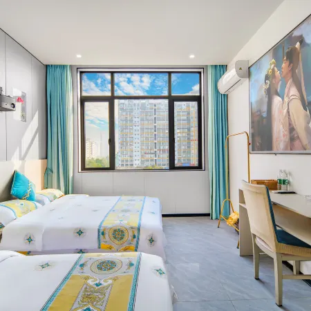 Meiqi Audiovisual Hotel (Beihai Old Street Branch, Beihai Railway Station)