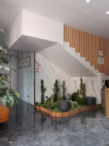 Weiweilai Light Luxury Hotel