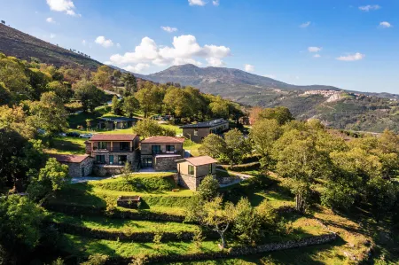 Estrela Serenity - Resort Отели в г. Форнуш-ди-Алгодриш