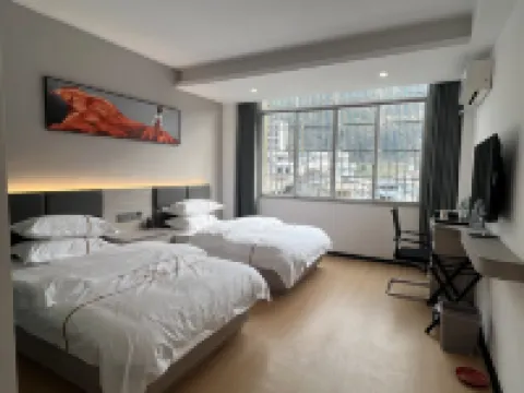 Napo Hotel Hotel di Napo County