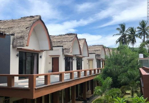 숙소 수영장 시설