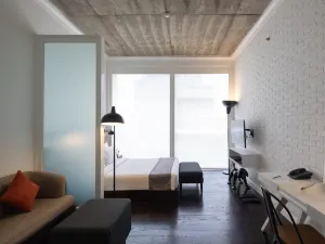 Morrissey Hotel Residences