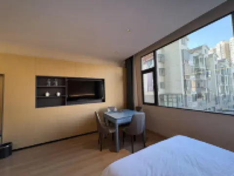 Lan Feng Hotel (Weining Caohai Convention and Exhibition Center) Hotels in Weining