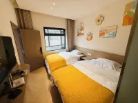 Tingyuan Homestay - parking