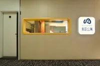 THE OLD APARTMENT