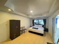 The Sports Lounge Hotels near Tree Town Pattaya NightMarket