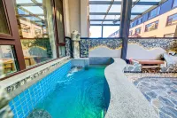 Silabao Yiran Hot Springs Swimming Pool Villa