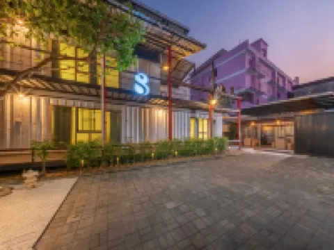 SHIN Hostel Changphuak ChiangMai Hotels in Chiang Mai