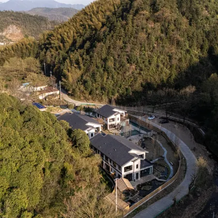 Shan Jiu You Xi Hot Spring Vallie Homestay