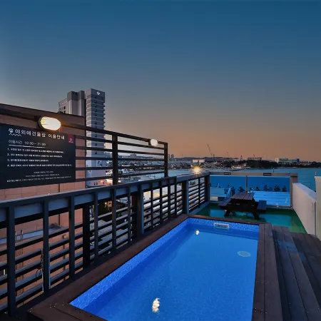 hotel701 pool villa