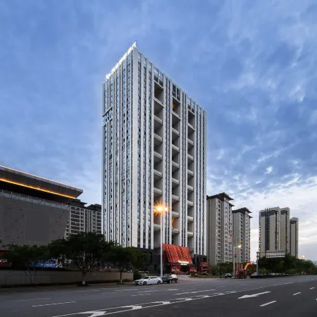 REZEN LONGUU Hotel (Sanmingbei High-Speed Railway Station Shaxian Airport)