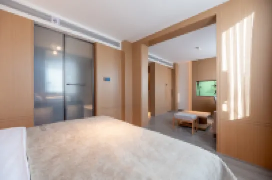 仟那飯店（後海鼓樓大街地鐵站店）