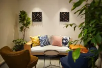 NAGI Kurashiki Hotel and Lounge Hotels in Soja