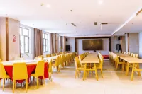 Wujiaqu Western Region Cultural Tourism Hotel - breakfast