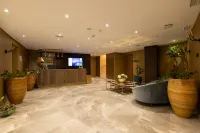 Royal Blue Hotel - Spa