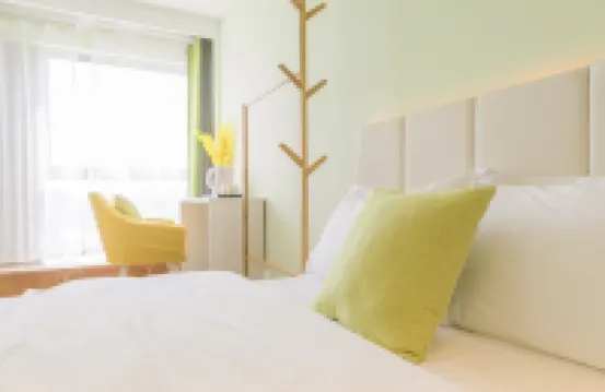 Duoya High-Rise Hotel (Chongqing North Railway Station North Square) Hotels near Chongqing North Railway Station