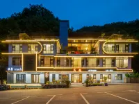 Chongdu ditch traces of Fengqi Lishe B&B Hotels in Luanchuan