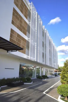 Alto Hotel M Hotels near Mae Sot Tourism Centre