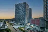 Ceramic Hotel (Shunde Happy Coast Joyful Plaza Branch) Hotels near Ronggui Passenger Transport Terminal