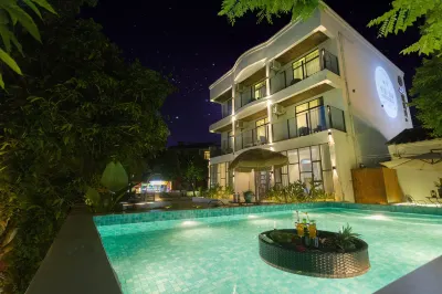 Floral Hotel · Beihai Weizhouli Hotel Hotels in Beihai