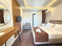 Royal Dream's Hotel
