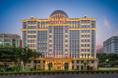Ramada by Wyndham Shaoguan Danxia Mountain Hôtels à : Renhua