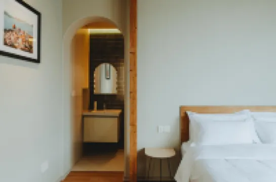 Shijian Hotel (Huoju 8th Street International Coastal Baths)