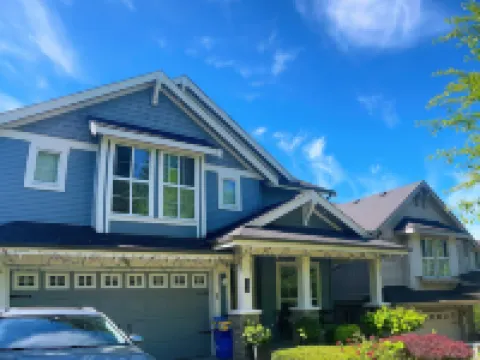 Derbyshire House Hotels in Coquitlam
