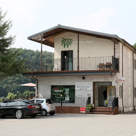 MUNGANG SULFUR HOT SPRINGS