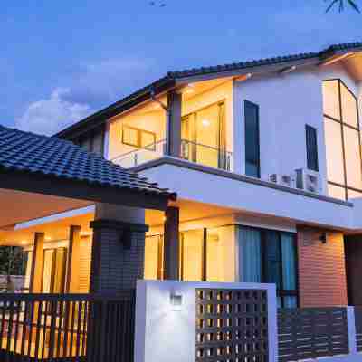 Ma-Umi Chiang Mai pool villa 5 BRs - 10 mins to city center and Airport Hotel Exterior