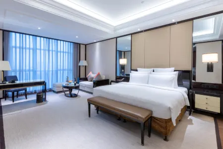 Huanyan Hotel (Cangzhou Chunyu Auto City) Отели рядом с достопримечательностью «Baiyi Buddhist Convent»