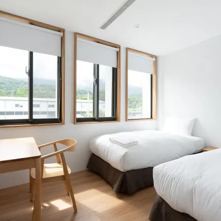 forest 3030 hostel Отели рядом с достопримечательностью «Станция Yuli»