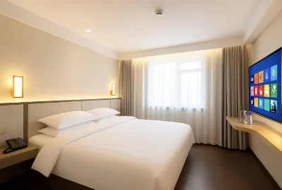 Weichi Guanshan Yuehu Holiday Hotel (Lianyungang Huaguo Mountain Scenic Area) Hotels near Gaoshan Xingfeng Stele