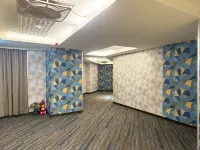 HIYES Hotel
