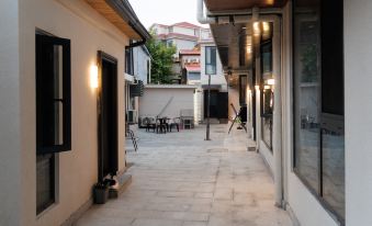 Lushan Scenic Area Xuan Yu Min Su (Lushan Scenic Area Cableway Shangzhan Branch)