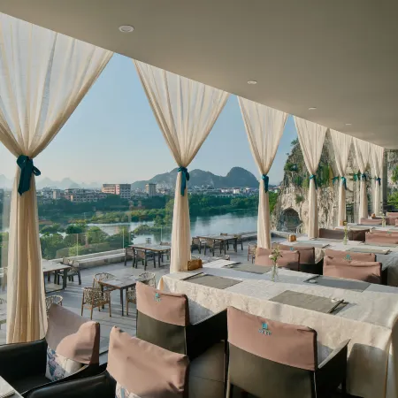 SYYF Li River Landscape Courtyard Hotel(Elephant Hill Scenic Spot)