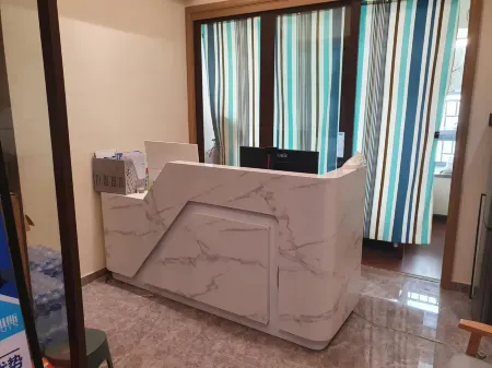 Huawei Tian'an Yungu Apartment (Shenzhen Xuexiang Subway Station)