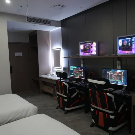 Zichang Frontline E-Sports Hotel