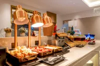 Vienna Hotel Haikou (Qilou Old Street Hainan University Branch)