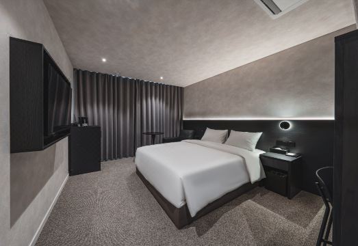 고유인 앤 홈즈 내부 2