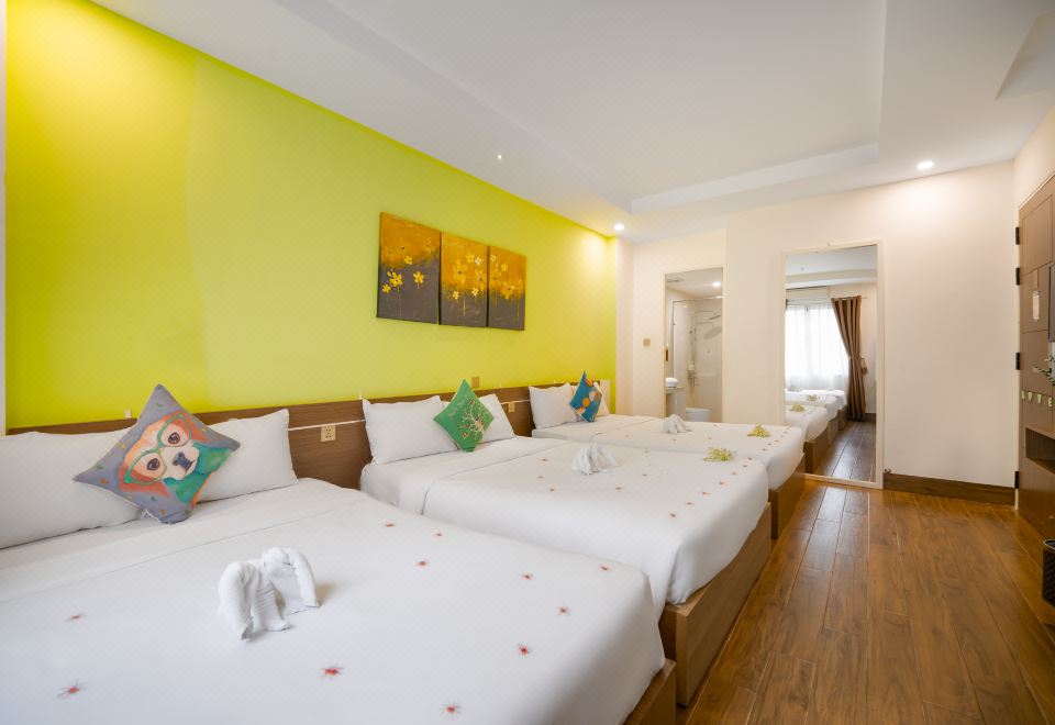 5. 라온 다낭 비치..