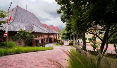 Ciptaningati Hotel Отели рядом с достопримечательностью «Batu»