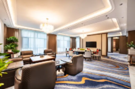 Wuwei Yunding International Hotel