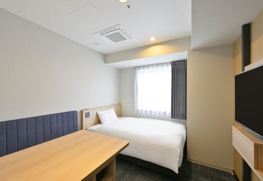 2. VIA INN ..